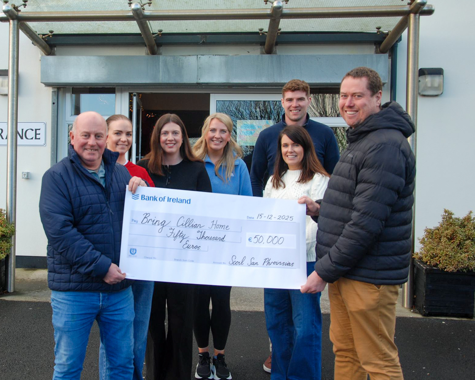 €50,000 Presented to Scoil San Phroinsias Following Fundraiser at Galway Greyhound Stadium Hughie Keleghan, Chairman of the Galway Greyhound Owners & Breeders Association, pictured with teaching staff from Scoil San Phroinsias - Nicola Mooney, Aisling Larkin, Helen Moran, Deirdre Foy, Aaron Broderick and David Hannify – at the presentation of a cheque for €50,000 raised for Cillian O’Brien following a fundraiser at Galway Greyhound Stadium on Friday 21st November. Pic: Pat Keane