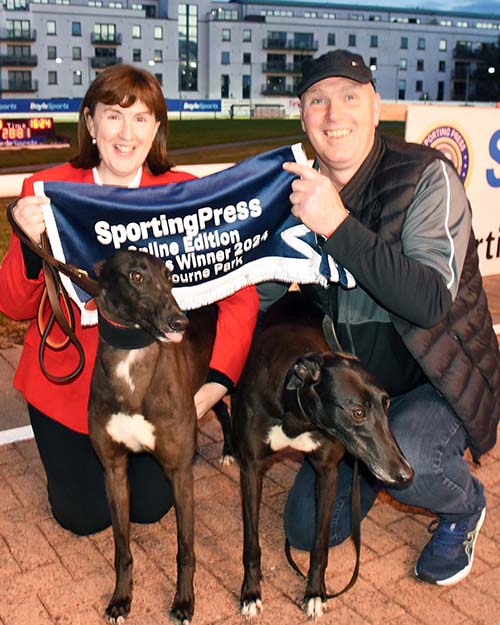 Murt Leahy with Fleadh Saraide and Mary Melia with A lucky Julie after They Dead Heated in the Final of the Sporting Press On Line Edition Sporting Press Irish Oaks