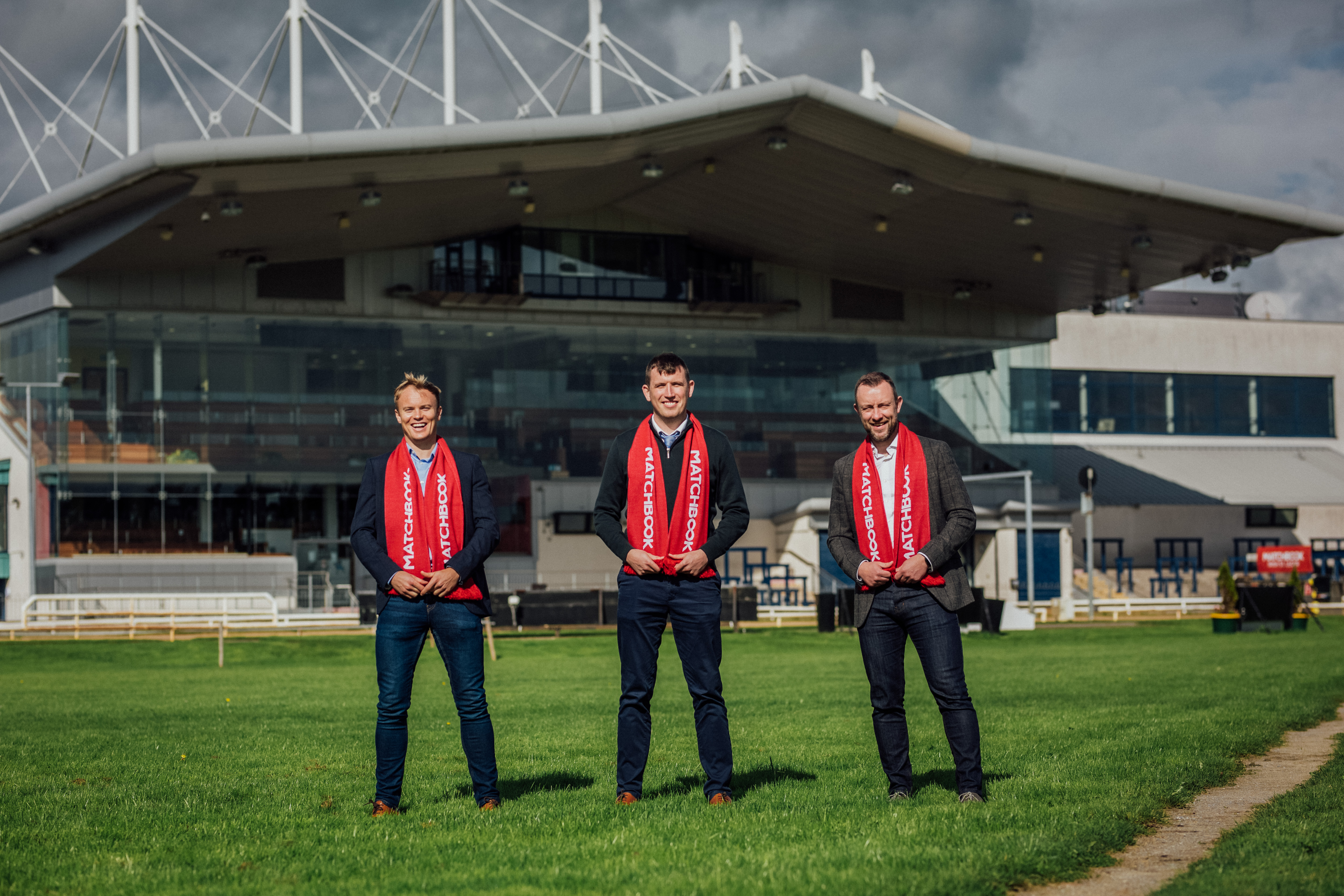 Picture shows: Paul Geasley (Sponsorship Manager) & Eric Hegarty (CMO) Matchbook Betting Exchange and James Murray (Racing Manager), Limerick Greyhound Stadium.